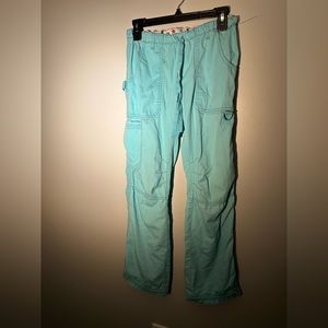 Kathy Peterson 2 in 1 pink and blue extra small scrubs